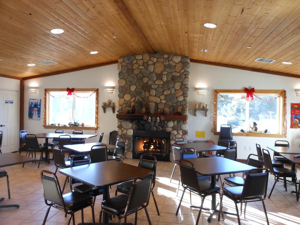Oakzanita Springs Camping Resort Cottage 3 Descanso Екстериор снимка
